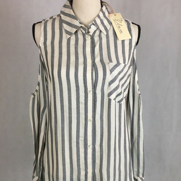 Elan Tops - NWT ELAN Women’s Med Grey Stripe Cold Shldr Shirt